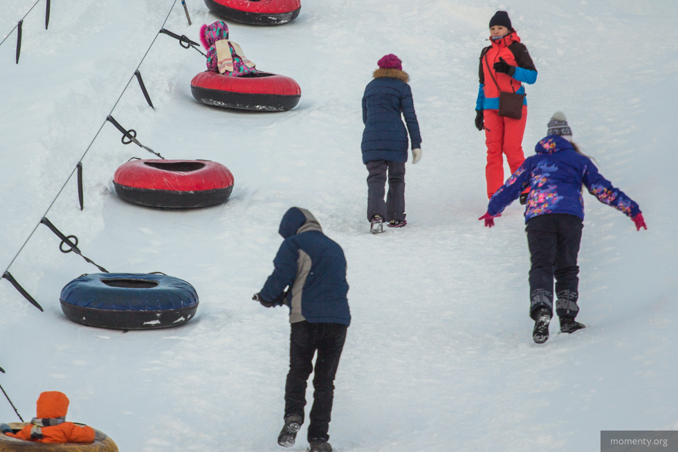 В Сысерти запустили тюбинговую трассу особой формы В Сысерти запустили тюбинговую трассу особой формы