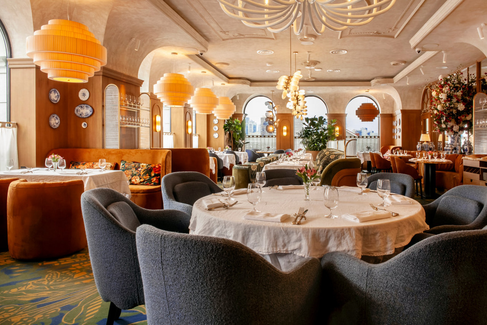 Домашние кухни мира и одна из самых больших десертных карт в городе — в Екатеринбурге открылся семейный ресторан с душевным интерьером Домашние кухни мира и одна из самых больших десертных карт в городе — в Екатеринбурге открылся семейный ресторан с душевным интерьером