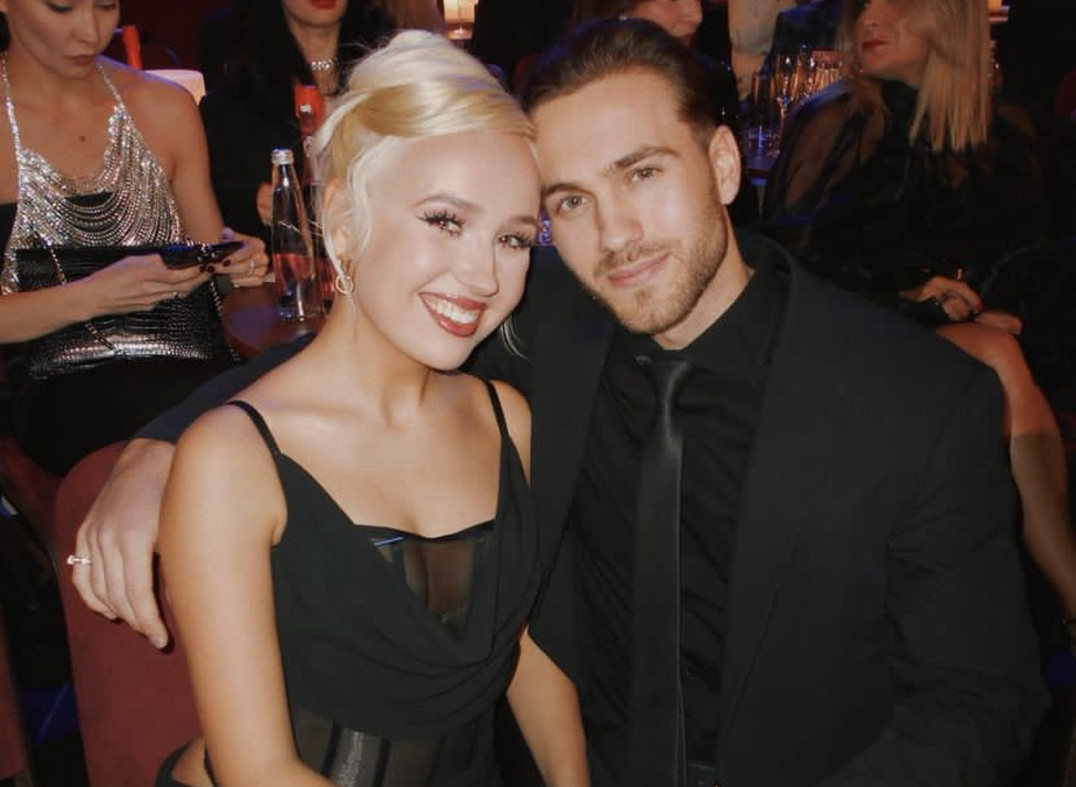 Клава Кока намекнула на расставание со своим парнем перед выходом новой песни Клава Кока намекнула на расставание со своим парнем перед выходом новой песни