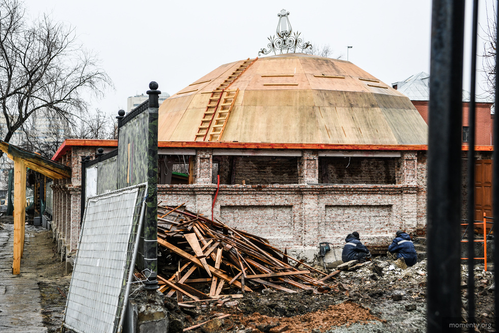 Разбитая территория в центре Екатеринбурга превратится в пышный сад Разбитая территория в центре Екатеринбурга превратится в пышный сад