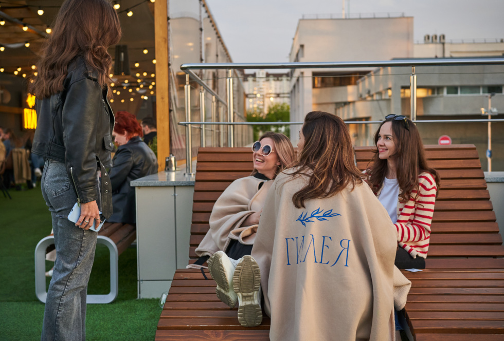 В Екатеринбург возвращается pop-up проект с видом на Макаровский мост В Екатеринбург возвращается pop-up проект с видом на Макаровский мост