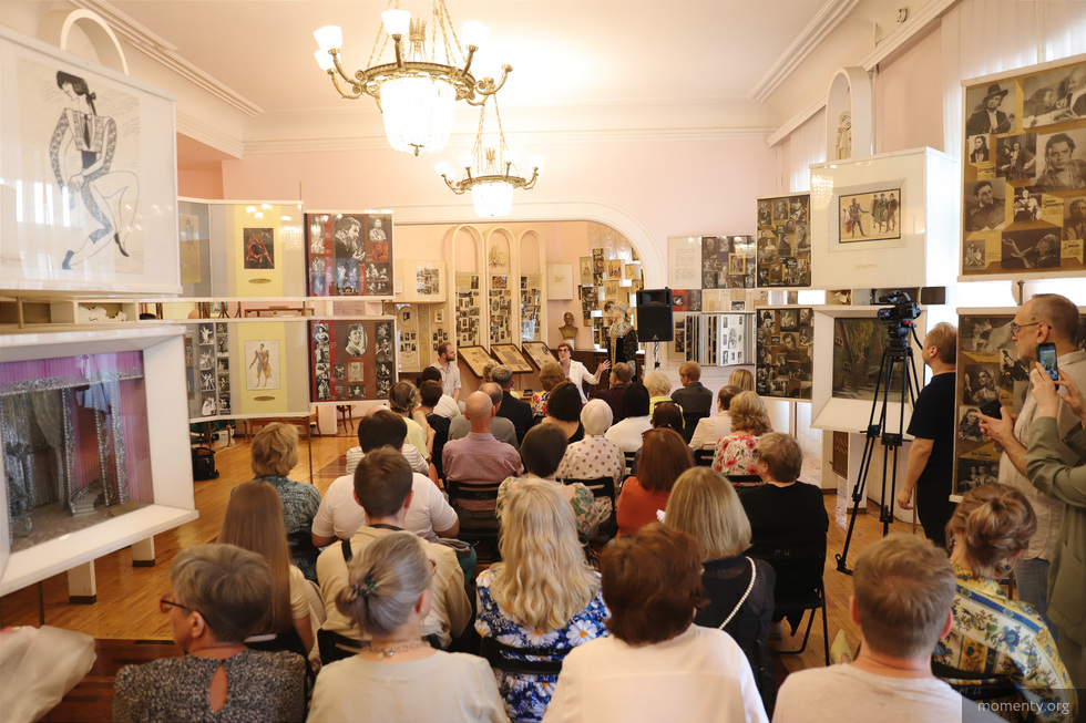 В&nbsp;Екатеринбурге представили книгу о&nbsp;бывшем художественном руководителе &laquo;Урал Оперы&raquo;