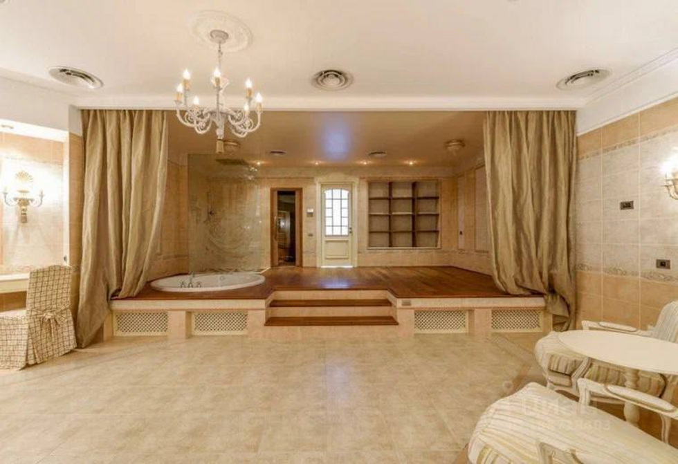 В «Тихвине» продают пентхаус за 120 миллионов рублей В «Тихвине» продают пентхаус за 120 миллионов рублей