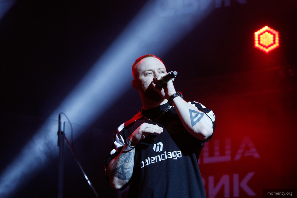 Леша Свик подтвердил отношения с популярной блогершей Леша Свик подтвердил отношения с популярной блогершей