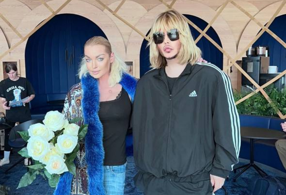 В&nbsp;Екатеринбург прилетели Анастасия Волочкова и&nbsp;Сергей Зверев