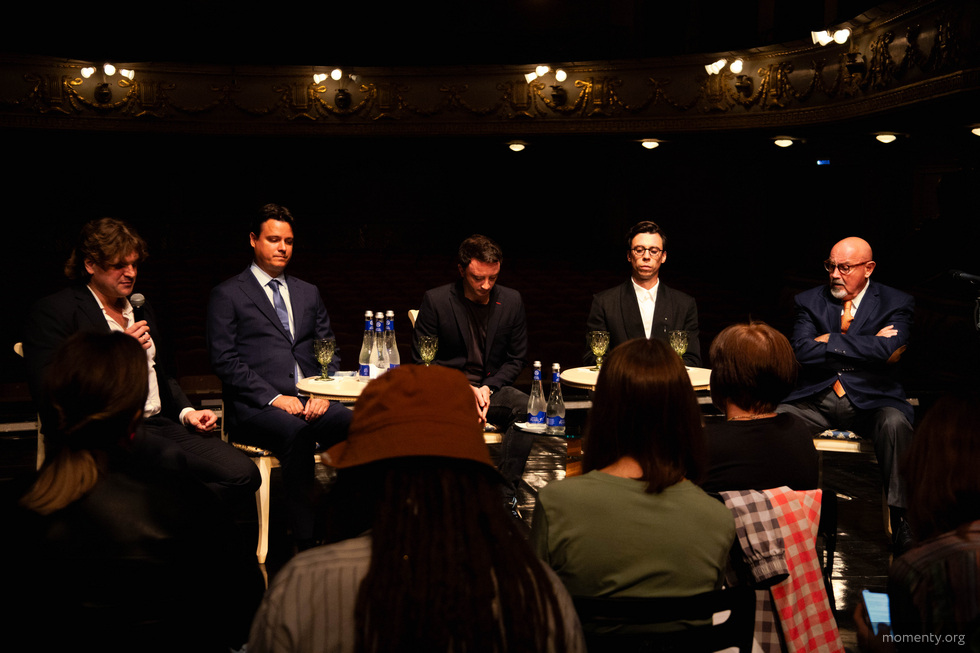 Каскад ярких премьер и итальянский сотрудник: «Урал Опера Балет» приоткрыл завесу нового сезона Каскад ярких премьер и итальянский сотрудник: «Урал Опера Балет» приоткрыл завесу нового сезона