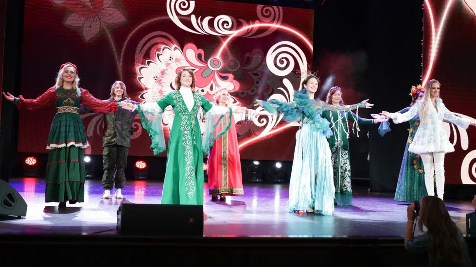 В Екатеринбурге выбрали самую красивую бизнес-леди В Екатеринбурге выбрали самую красивую бизнес-леди