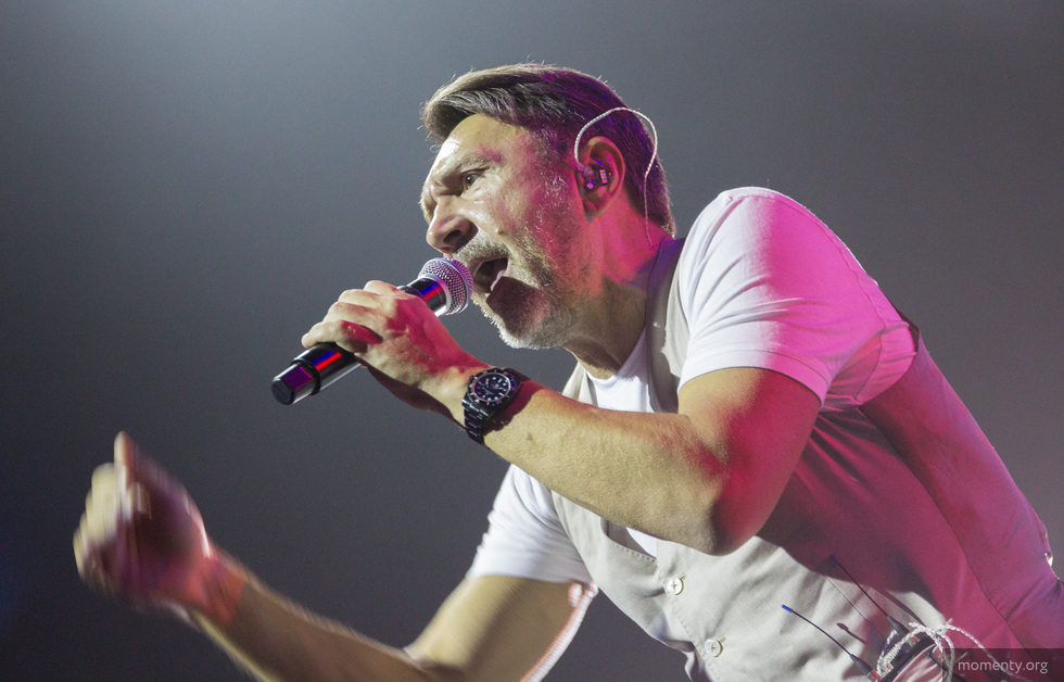 Ольга Абрамова развелась с Сергеем Шнуровым Ольга Абрамова развелась с Сергеем Шнуровым