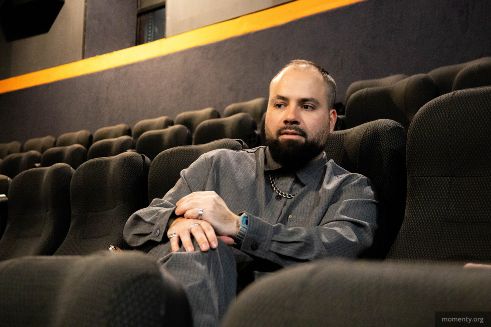 «Я очень старался не сделать жевательную резинку»: режиссер Илья Фарфель о съемках фильма «Звезды в Сибири» «Я очень старался не сделать жевательную резинку»: режиссер Илья Фарфель о съемках фильма «Звезды в Сибири»