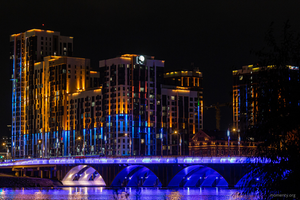 В Екатеринбурге продают квартиру с голыми стенами за 130 миллионов В Екатеринбурге продают квартиру с голыми стенами за 130 миллионов