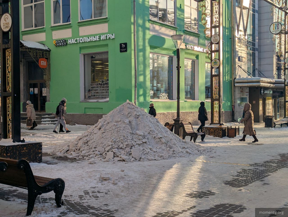 Торговый дом на главной пешеходной улице Екатеринбурга выставили на продажу за 650 миллионов рублей Торговый дом на главной пешеходной улице Екатеринбурга выставили на продажу за 650 миллионов рублей