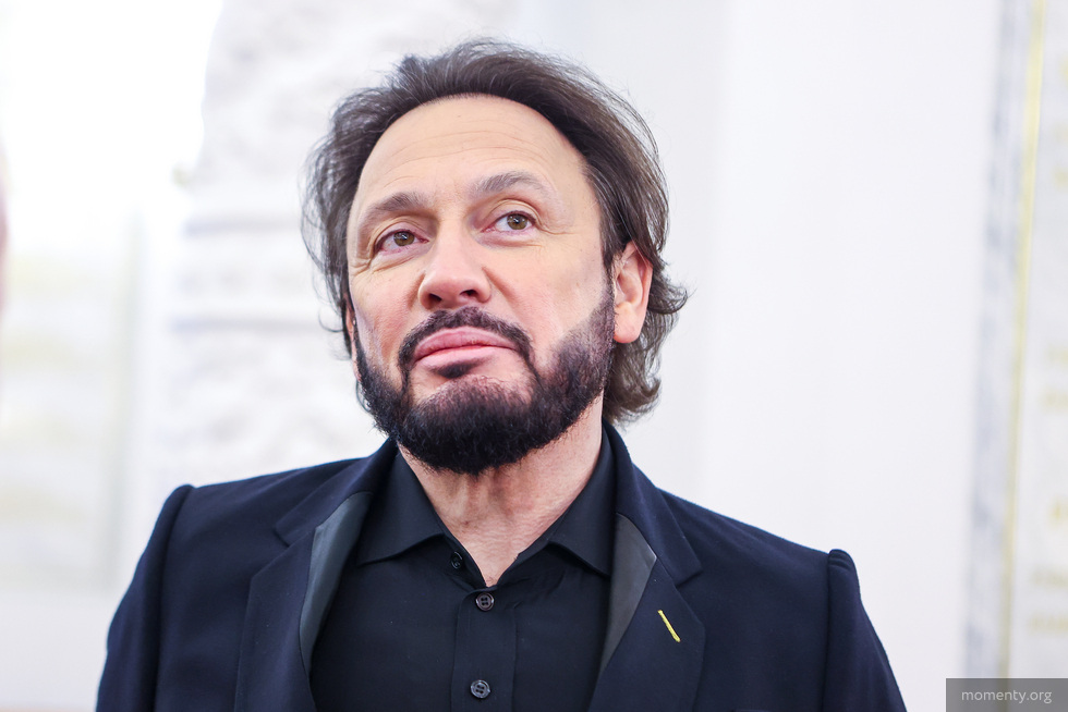 Более ста поклонников Стаса Михайлова требуют вернуть деньги за отмененный концерт в Екатеринбурге Более ста поклонников Стаса Михайлова требуют вернуть деньги за отмененный концерт в Екатеринбурге