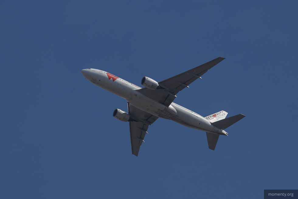 Рейс в Пхукет задержали на сутки в аэропорту Екатеринбурга Рейс в Пхукет задержали на сутки в аэропорту Екатеринбурга