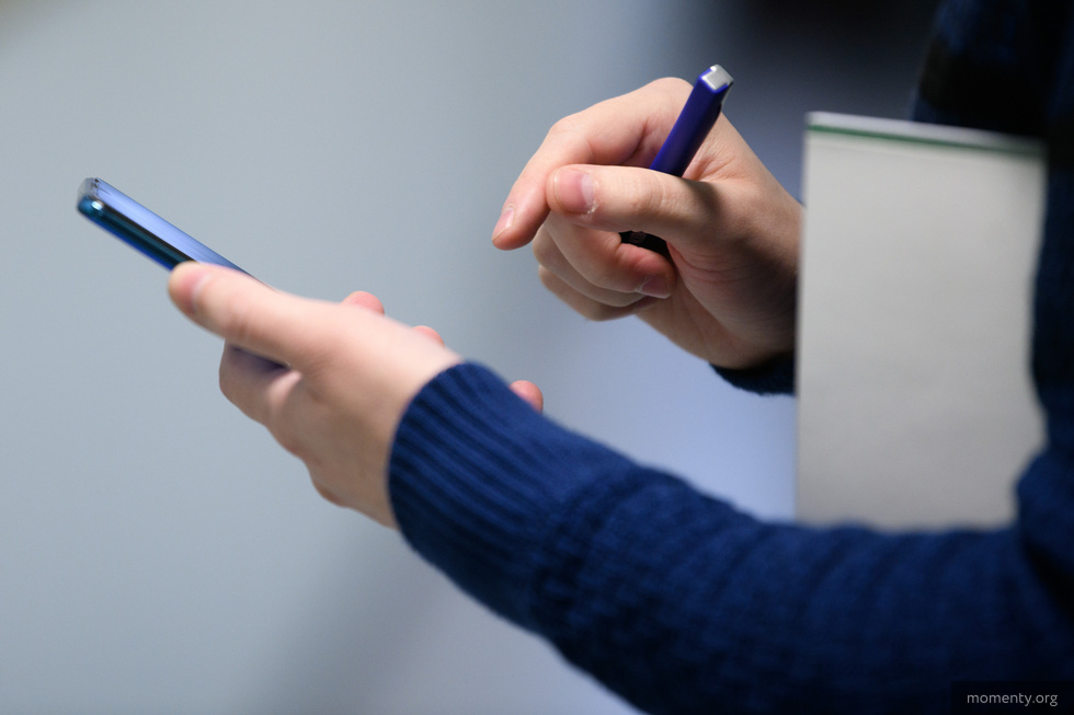 Instagram* и&nbsp;Facebook* отказываются пускать в&nbsp;Россию