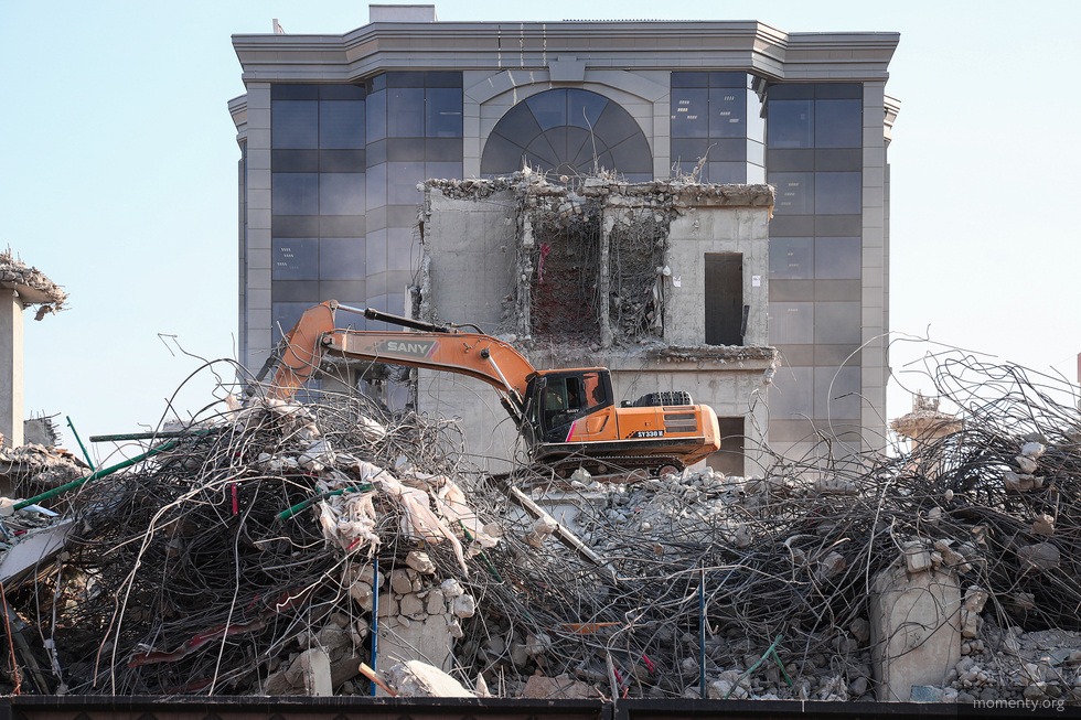 В&nbsp;центре Екатеринбурга снесли миллиардный недострой