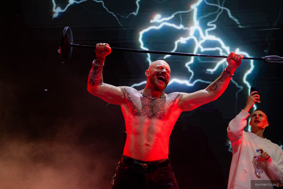 Леша Свик уклоняется от ДНК-теста на отцовство Леша Свик уклоняется от ДНК-теста на отцовство