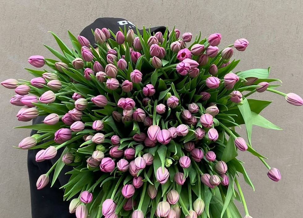 Популярный цветочный магазин ограбили в Екатеринбурге Популярный цветочный магазин ограбили в Екатеринбурге