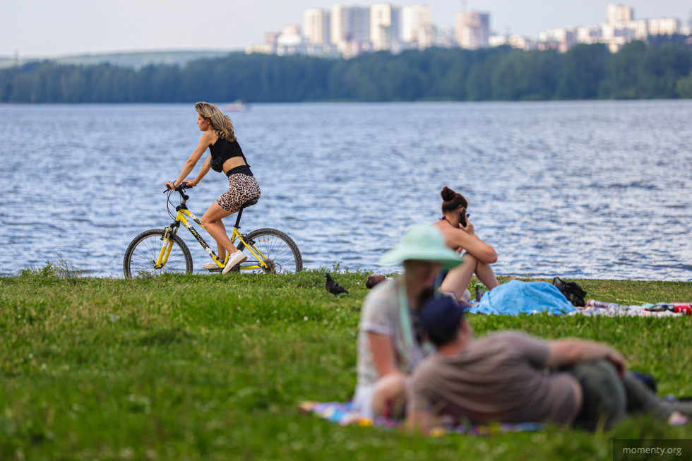 Екатеринбург ждет аномально жаркое лето