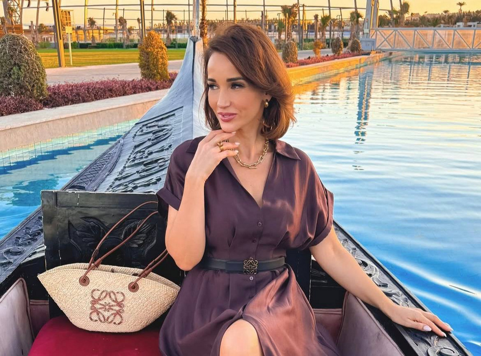 Новым избранником Анфисы Чеховой оказался продюсер из Екатеринбурга Новым избранником Анфисы Чеховой оказался продюсер из Екатеринбурга