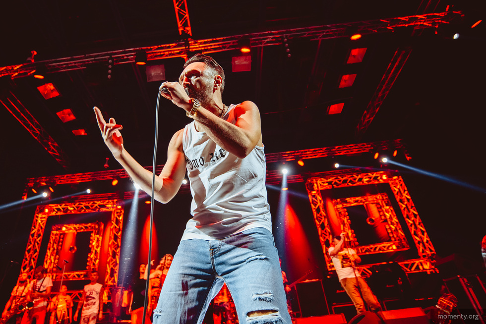 Сергея Шнурова заподозрили в воссоединении с экс-женой после концерта в Екатеринбурге Сергея Шнурова заподозрили в воссоединении с экс-женой после концерта в Екатеринбурге