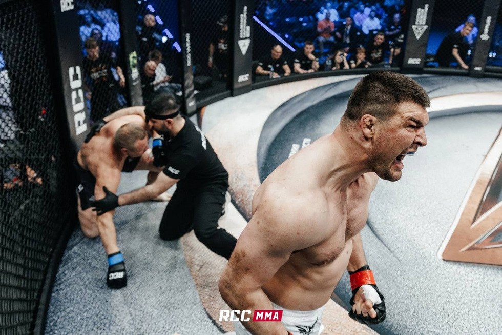 Участник шоу «Титаны» из Екатеринбурга покажет свои силы на соревнованиях в США Участник шоу «Титаны» из Екатеринбурга покажет свои силы на соревнованиях в США