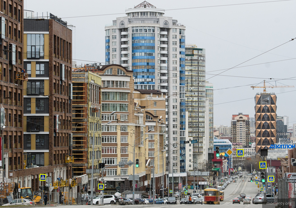 В&nbsp;Екатеринбурге закрыли проезд по&nbsp;одной из&nbsp;главных улиц