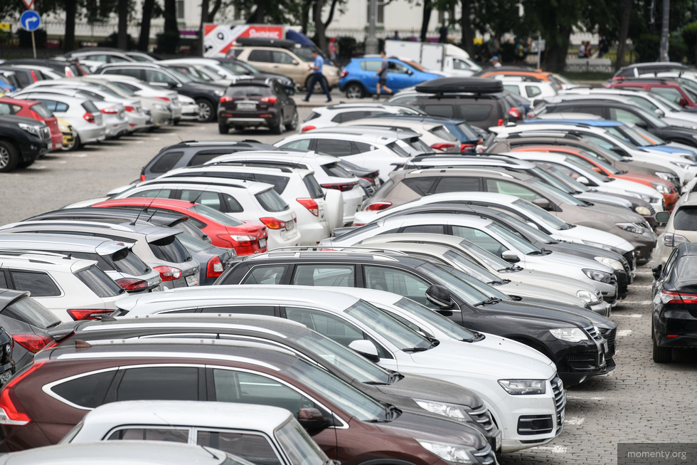 Парковка в&nbsp;центре Екатеринбурга останется закрытой на&nbsp;год