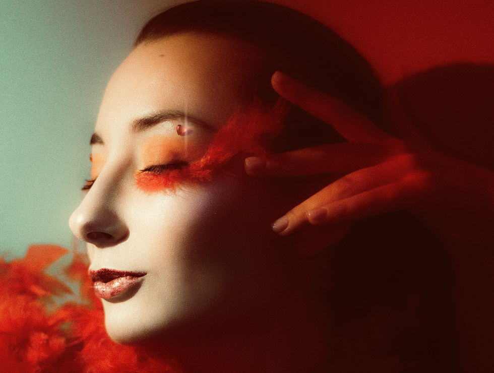 В&nbsp;душ как на&nbsp;подиум: почему в&nbsp;TikTok завирусился тренд Pre-shower makeup