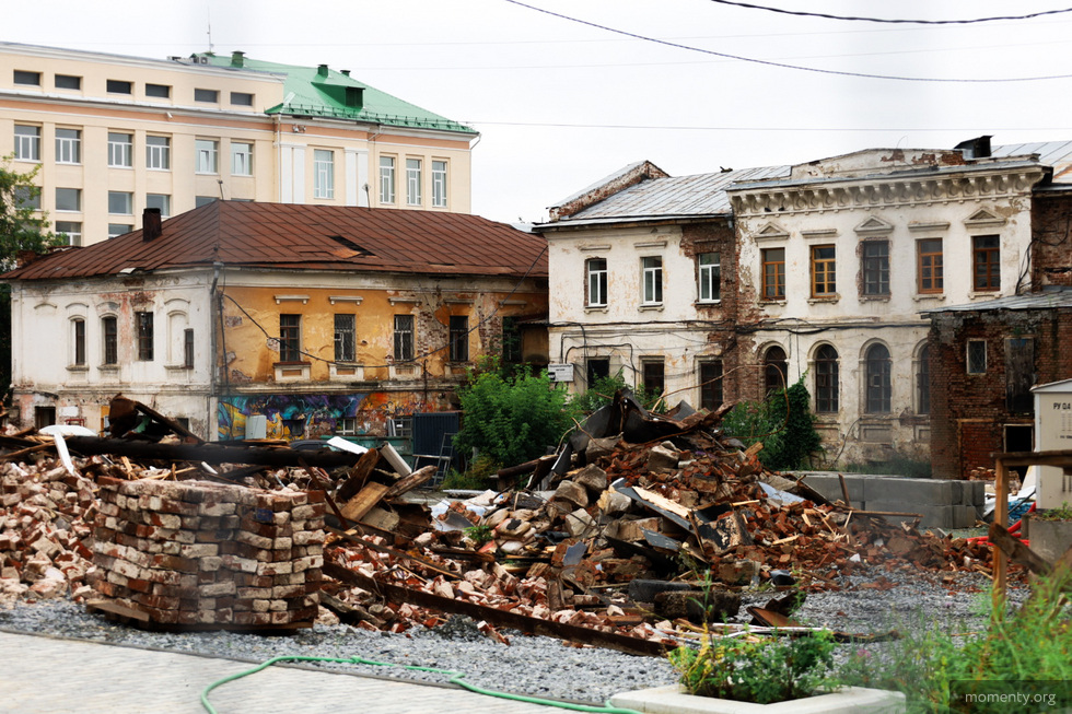 Литературный квартал в Екатеринбурге лишился части зданий Литературный квартал в Екатеринбурге лишился части зданий