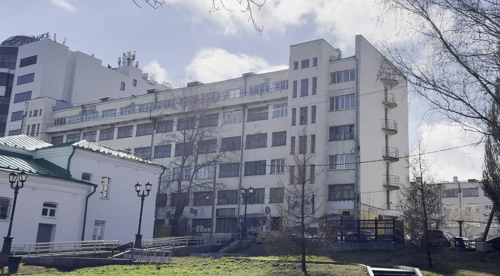 Власти Екатеринбурга отказались признавать Дом обороны памятником культуры Власти Екатеринбурга отказались признавать Дом обороны памятником культуры