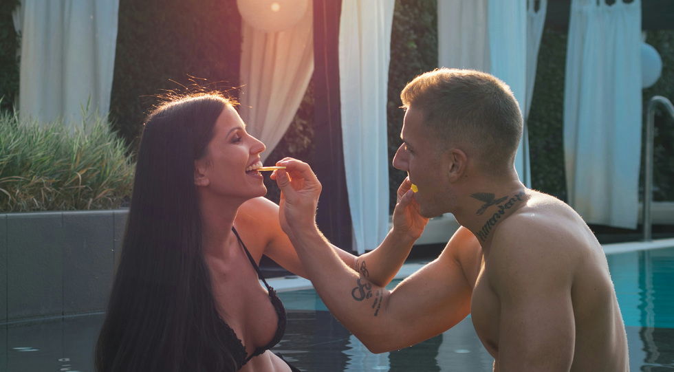 Прислушиваемся к телу: как правильно питаться в жару Прислушиваемся к телу: как правильно питаться в жару