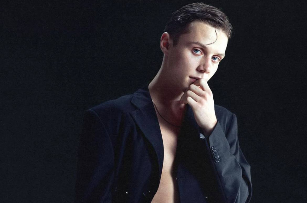 Ваня Дмитриенко подобрал новую площадку для концерта в Екатеринбурге Ваня Дмитриенко подобрал новую площадку для концерта в Екатеринбурге