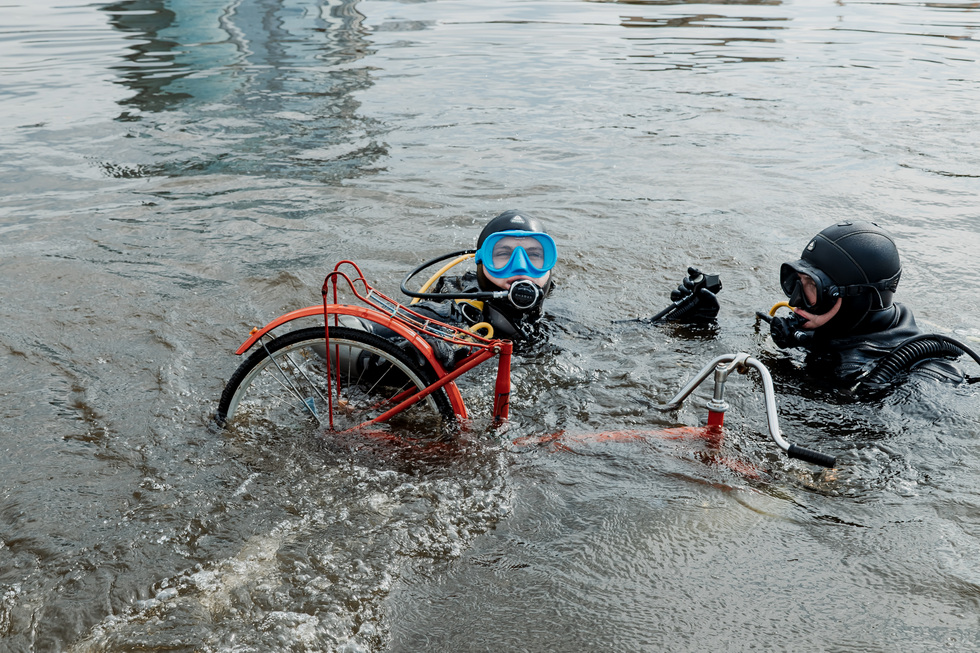 Уральцы выловили из&nbsp;Исети раритетный велосипед