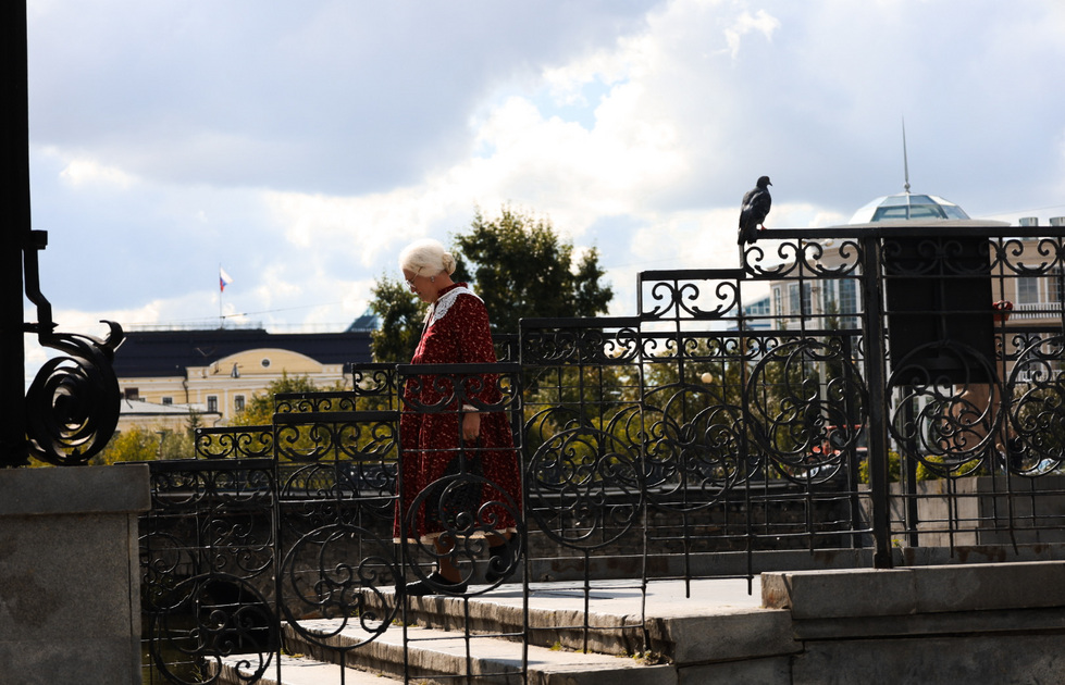 «Уральских пельменей» заметили гуляющими по Плотинке «Уральских пельменей» заметили гуляющими по Плотинке