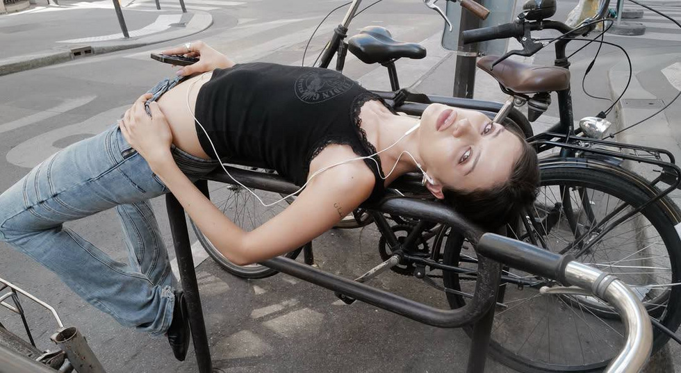 Когда есть силы сделать мейкап: подборка осенних бьюти-трендов Когда есть силы сделать мейкап: подборка осенних бьюти-трендов