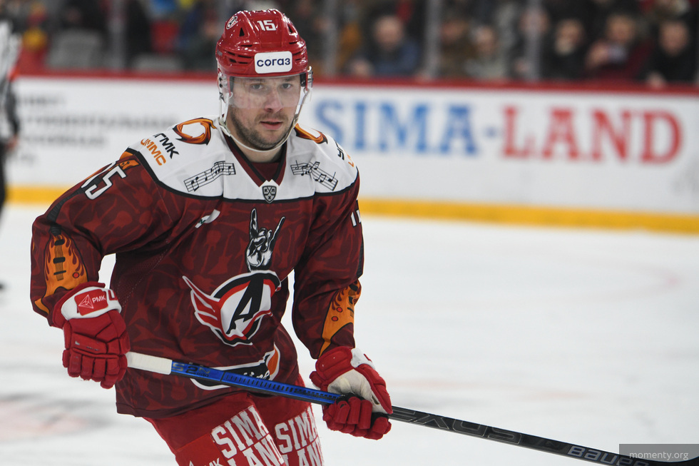 Капитан «Автомобилиста» возвращается на лед после допингового скандала Капитан «Автомобилиста» возвращается на лед после допингового скандала