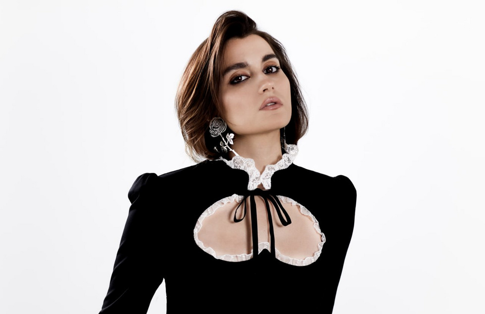 Уральцам предлагают бесплатно послушать MONA