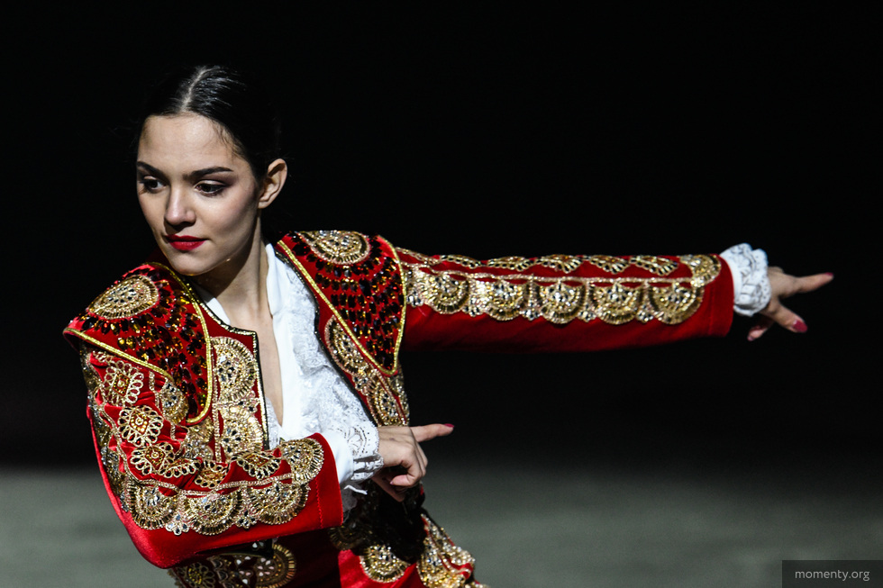 Евгения Медведева выступит на открытии Катка на Площади 1905 года Евгения Медведева выступит на открытии Катка на Площади 1905 года